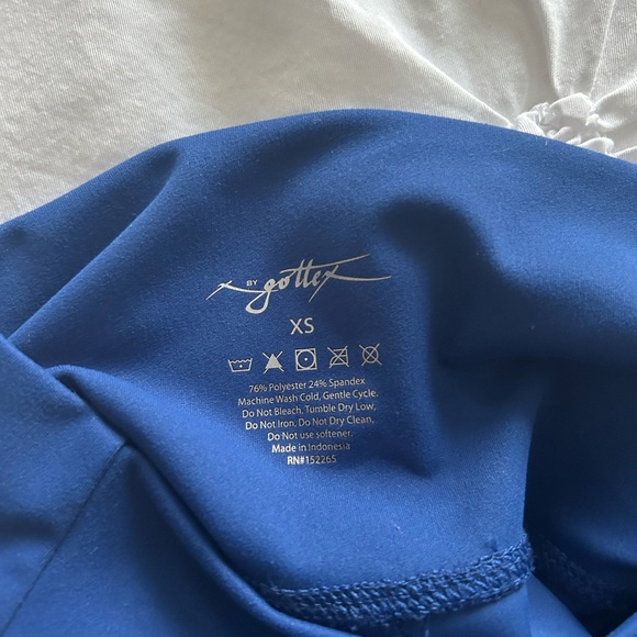 XS legging. American Eagle (black pair). Simon’s (blue pair). - Picture 6 of 7